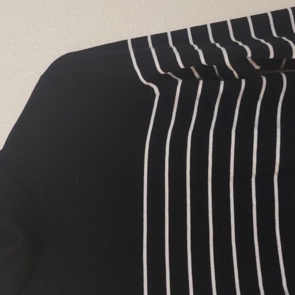 PRE OWNED MADISON GREY TURTLE NECK COLOR WHITE AND BLACK LONG SLEEVE SIZE M - Picture 4 of 11